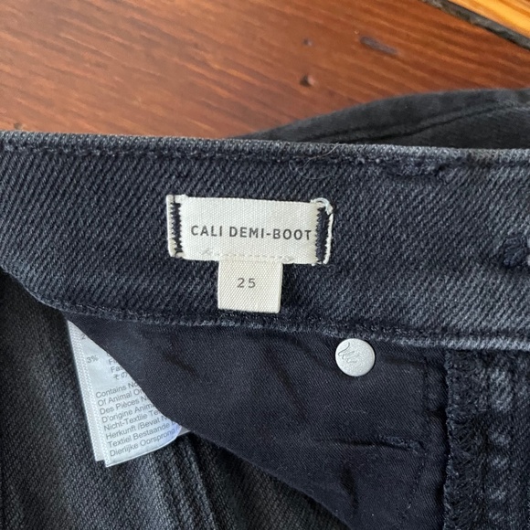 Madewell | Cali Demi-Boot Jeans in Starkey Wash - Picture 5 of 8